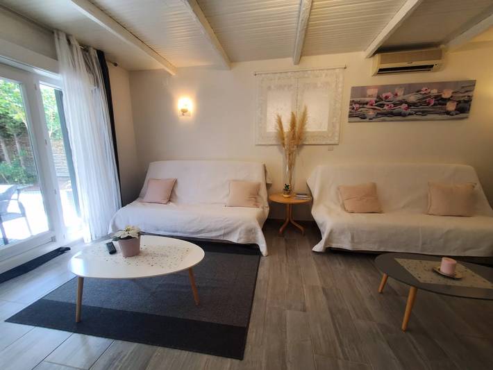 Gîte pour 5 personnes, avec jardin dans Plage du Port Fréjus - 3