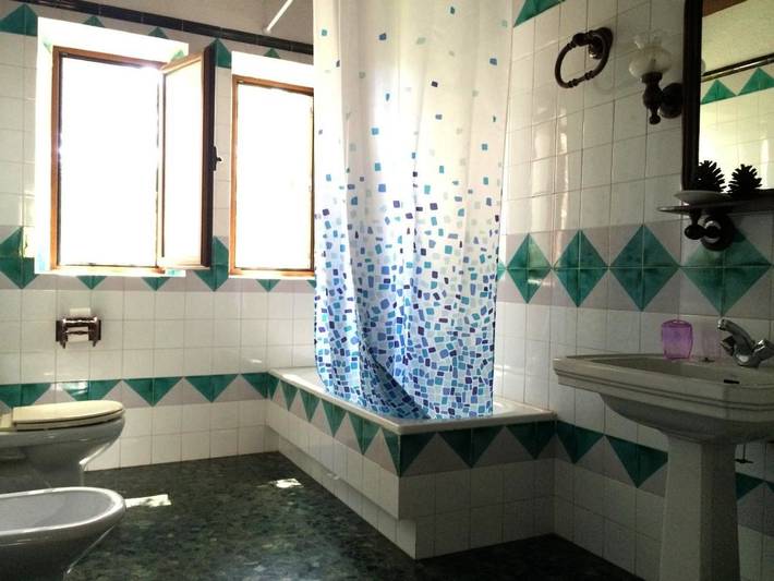 Casa rural para 15 personas, con terraza además de vistas y jardín en Sierra de Cazorla - 4