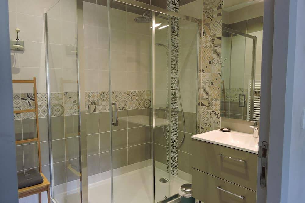 Ganze Wohnung, Geräumige Ferienhaus und ruhig bewertet 4 Sterne eingerichtet Tourismus in Baâlon, Verdun