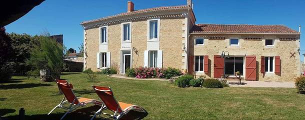 Maison d’hôte pour 4 personnes, avec jardin ainsi que terrasse et jacuzzi à La Réorthe