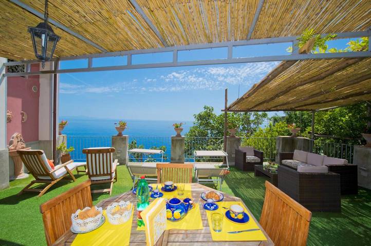 Ganze Wohnung, Palazzo Rocco Villa Red Moon in Love – Traumhafte Terrasse mit Meerblick an der Amalfiküste in Praiano, Sorrento Coast