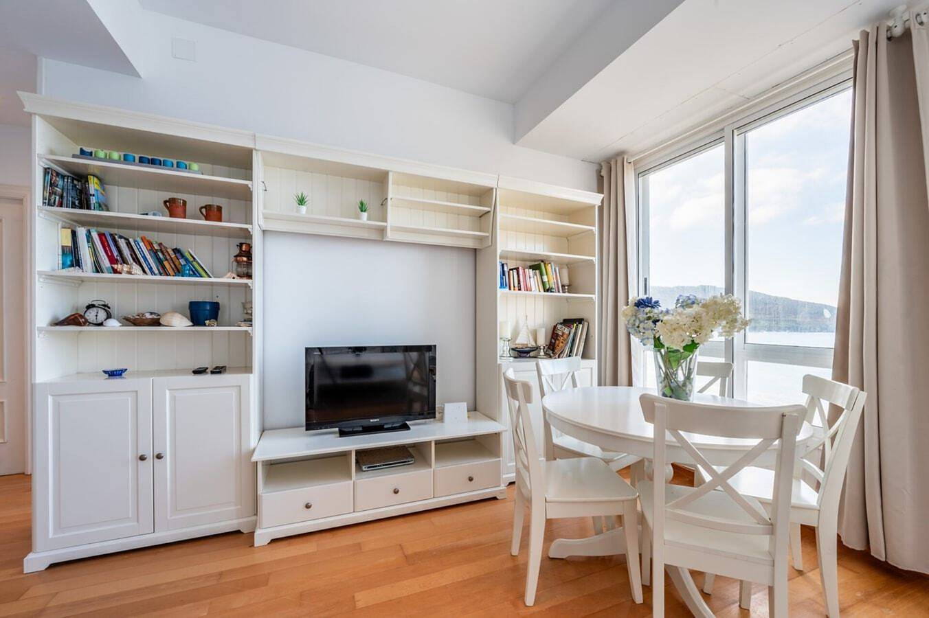 Apartamento entero, Fee4Me Piso en primera linea de playa en Caion in Caión, Laracha