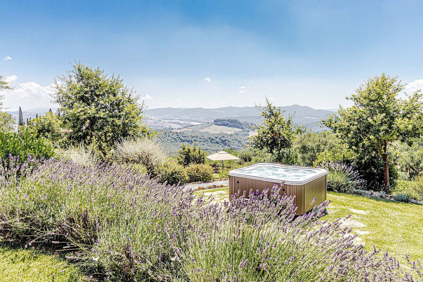 Chateau La Siroque in Montecatini Val di Cecina, Province de Pise