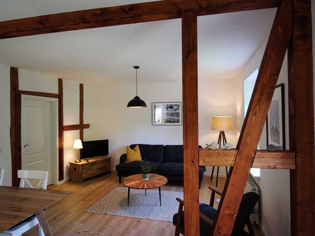 Ganze Ferienwohnung, Ferienhaus Makrele von 1877 - Große Wohnung im Fischerhaus von 1877 in Sundhagen, Stralsund Umland