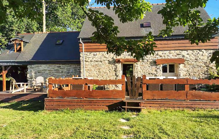 Location de vacances pour 10 personnes, avec terrasse et jardin, animaux acceptés à Rosporden - 2