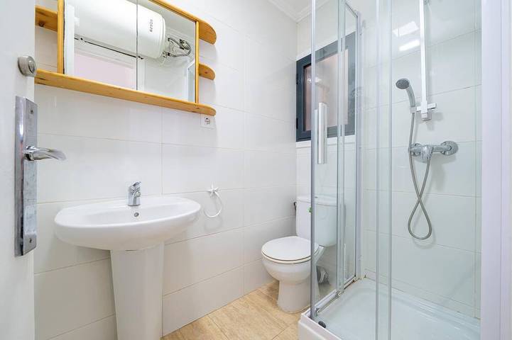 Apartamento entero, En el corazón del pueblo vistas mar a 100m playa in Platja de l'Alguer (Terres de l'Ebre), La Ametlla de Mar