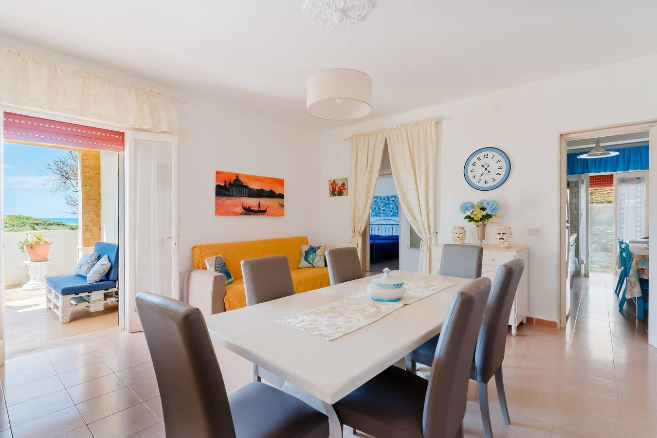 Villa 'Fronte Mare Raffaele' con vistas al mar, terraza privada y aire acondicionado in Porto Cesareo, Golfo de Tarento