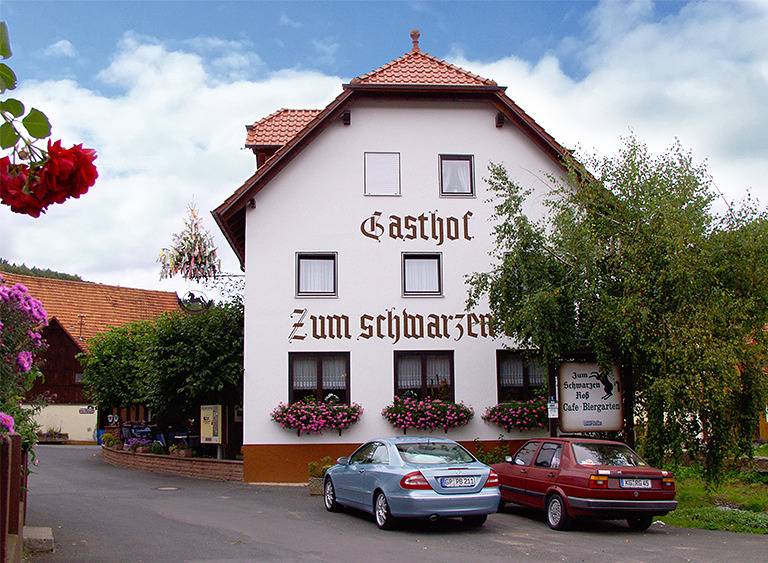 Gasthof Zum schwarzen Roß - Doppelzimmer in Zeitlofs, Rhön-Bayern