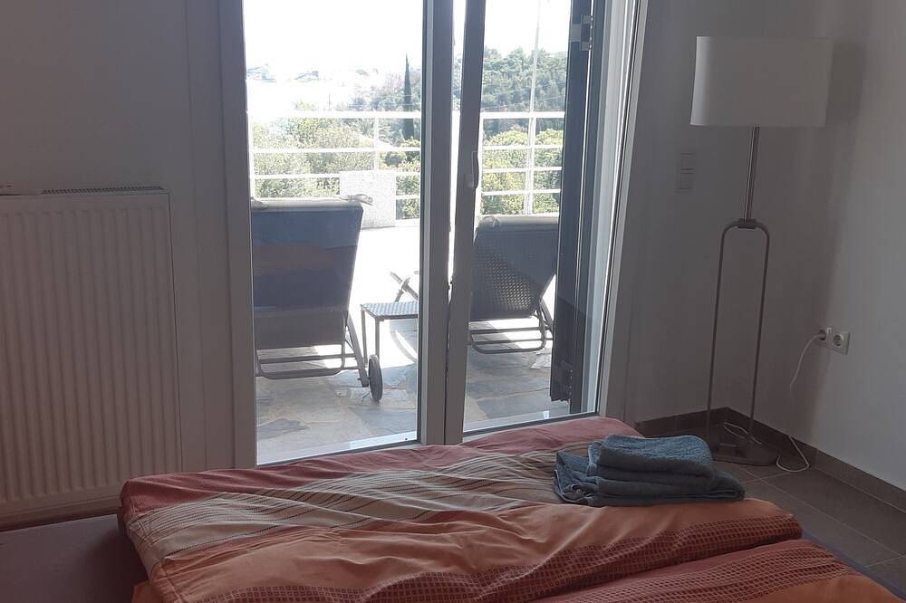 Ganze Wohnung, Strandnah und ruhig mit fantastischem Blick aufs Meer in Samos