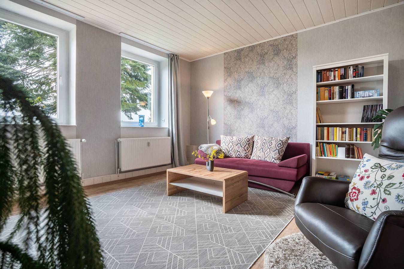 Ganze Wohnung, Ferienwohnung 'Landglück' mit Privatterrasse, Gemeinschaftsgarten und Wi-Fi in Hohenmocker, Mecklenburgische Seenplatte