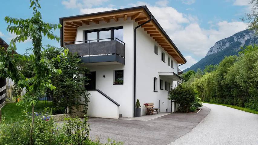 Appartement voor 5 personen, with Balkon and Terras as well as Tuin in Söll