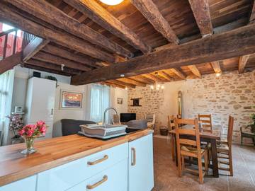Gîte pour 6 Personnes dans Le Menoux, Indre, Photo 1