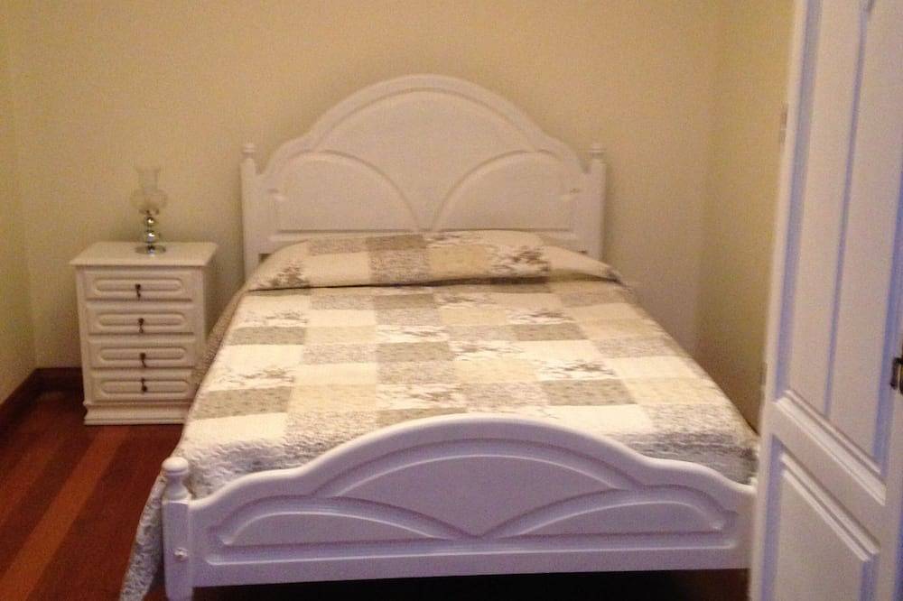 Casa Nuno e Lorena - Ideal location and privacy. in São Miguel Island, Ponta Delgada