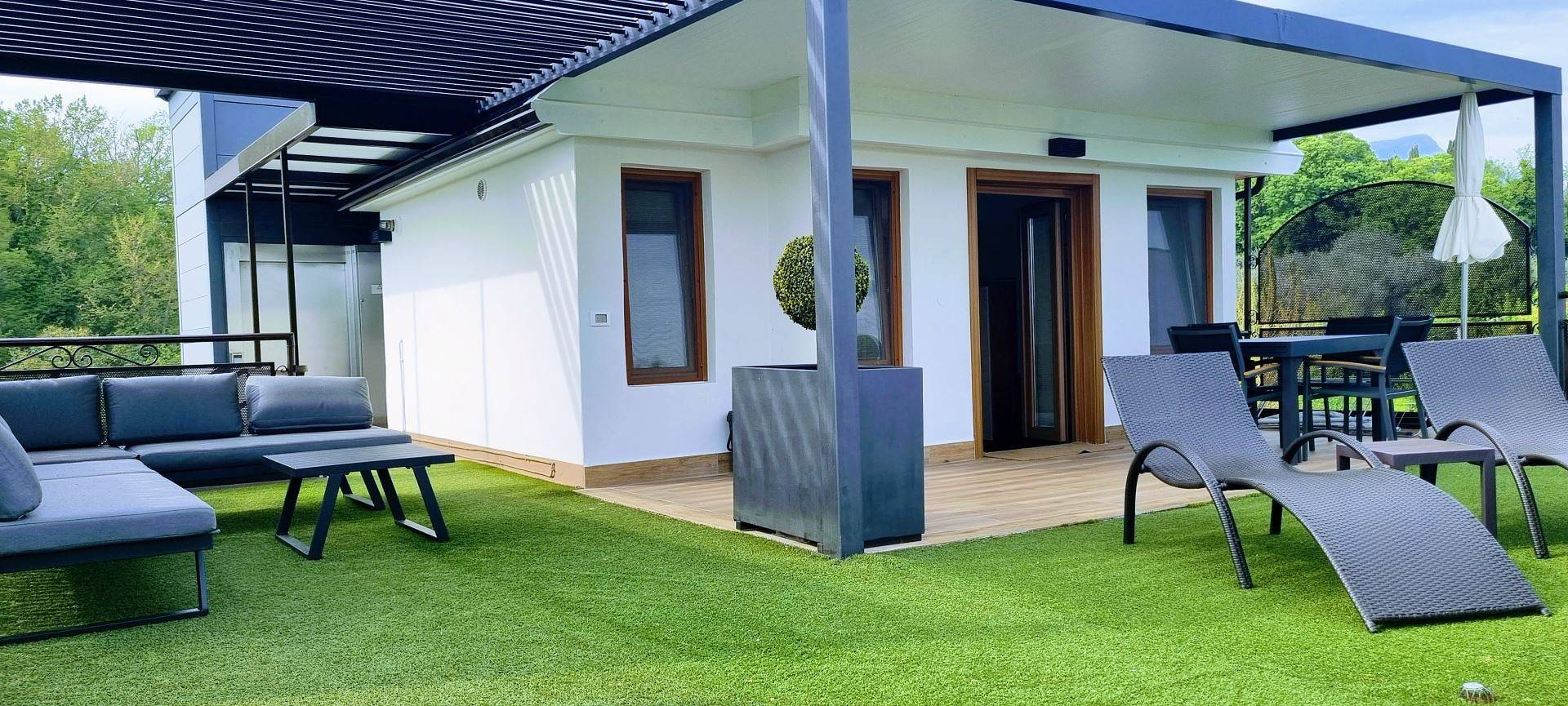 Ganze Ferienwohnung, Ferienwohnung für 2 Personen mit Garten in Spiaggia Gardiola, San Felice del Benaco