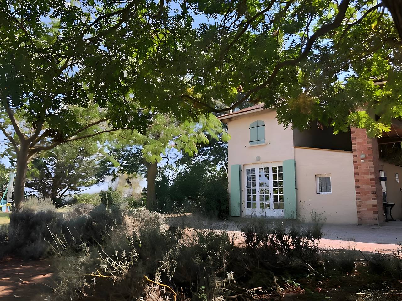 Gîte De L'albizia : maison avec piscine privée, terrasse et Wi-Fi à Villasavary in Villasavary, Région de Carcassonne