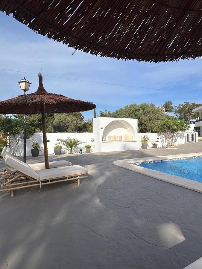 Casa rural para 4 personas, con Terraza y Jardín además de Piscina y Vistas en Santa Pola - 4