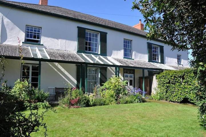 Ferienwohnung für 5 Personen, mit Balkon und Garten, mit Haustier in Devon