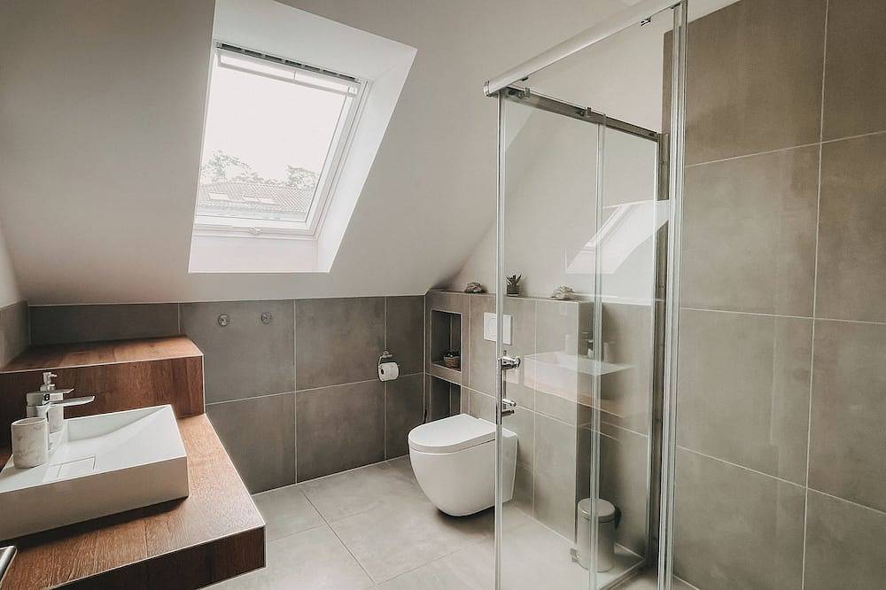 Ganze Wohnung, Moderne 3 Zimmerwohnung mit eigener Dachterasse in Cismar, Grömitz