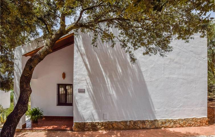 Poolside Terrace: AC, WiFi & Outdoor Pool! in Estepa, Sevilla Province