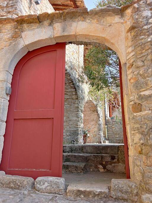 Location de vacances pour 6 personnes, avec terrasse et vue dans La Ceze La Roque Sur Ceze - 3
