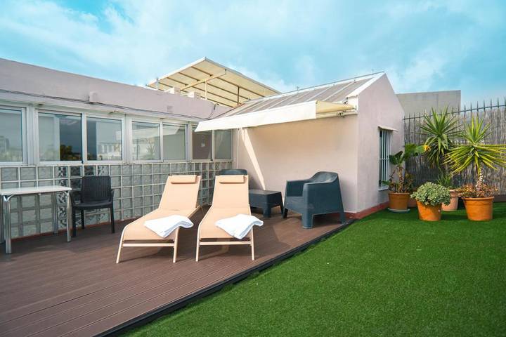 Apartahotel para 4 personas, con Terraza y Vistas en Barcelona