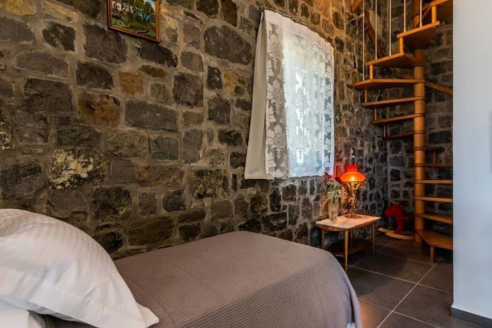 Aegiis Maisonnettes-Obsidian in Milos