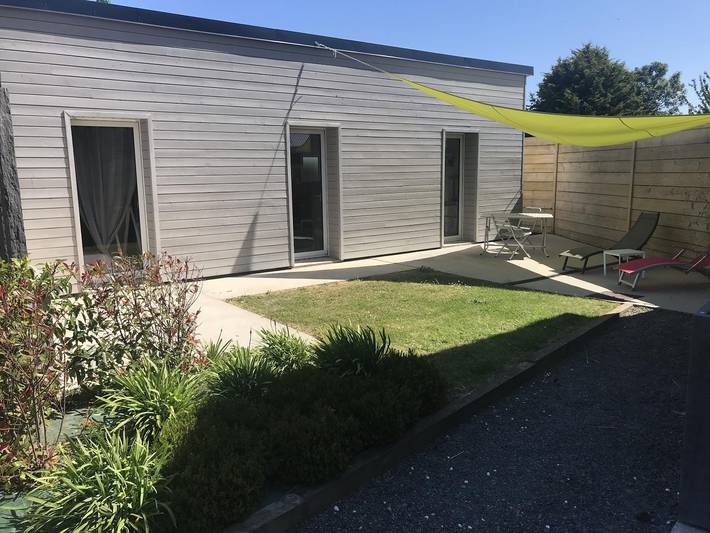 Gîte pour 2 personnes, avec Terrasse à Pléboulle