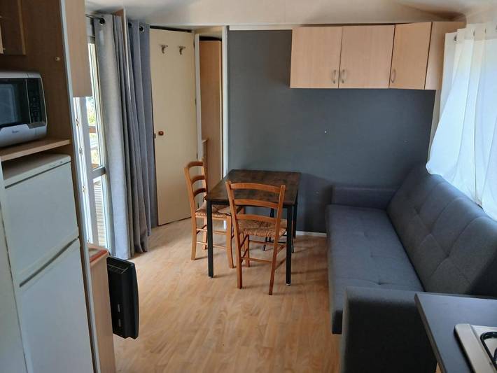 Location de vacances pour 6 personnes, avec terrasse et vue ainsi que jardin et piscine à Saint-Appolinard - 4