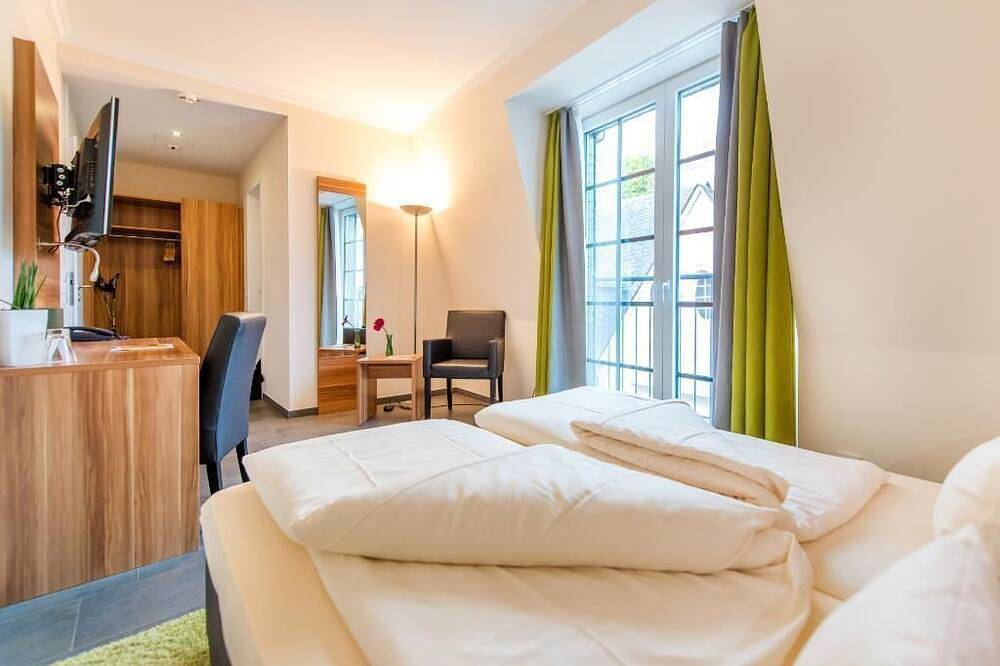 Doppelzimmer zur Altstadtseite - Hotel Cochemer Jung in Cochem, Cochem-Zell