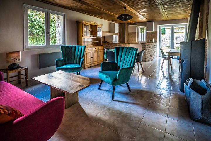 Location de vacances pour 4 personnes, avec Terrasse et Jardin dans la Creuse