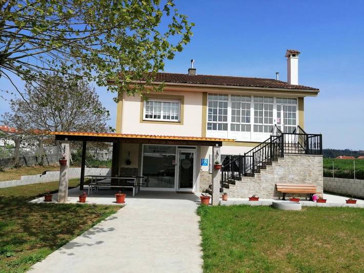 Maison d’hôte pour 3 personnes, avec jardin et vue dans O Pedrouzo - 4