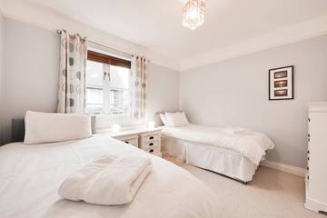 Cottage for 4 People in Rye, High Weald, Photo 2