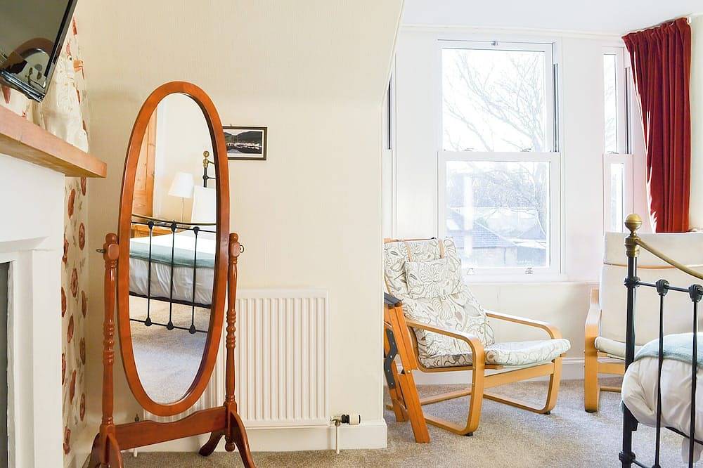 Alojamiento de 4 habitaciones en Nairn in Nairn, Highlands