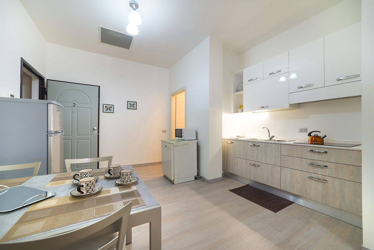 Appartement entier, Elegant apartment in the heart of the historical city center, with 4 sleeps and balcony. in Centro Storico, Vérone