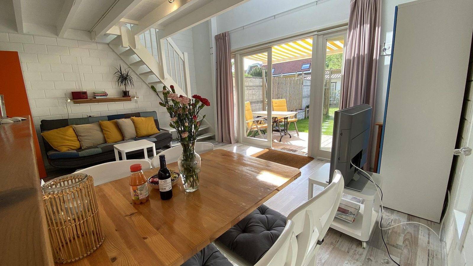 Vakantie Zeeland — Vz990 Vakantiewoning in Ouddorp in Ouddorp, Goeree-Overflakkee