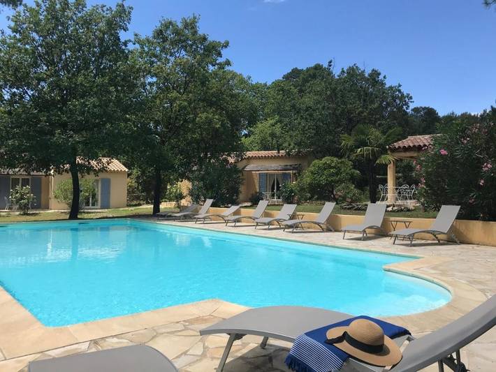 Chambre d’hôte pour 4 personnes, avec piscine ainsi que jardin et vue à Roussillon - 4