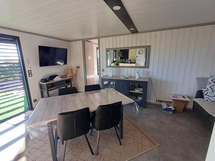 Gîte pour 6 personnes, avec terrasse et piscine à Pomérols - 2