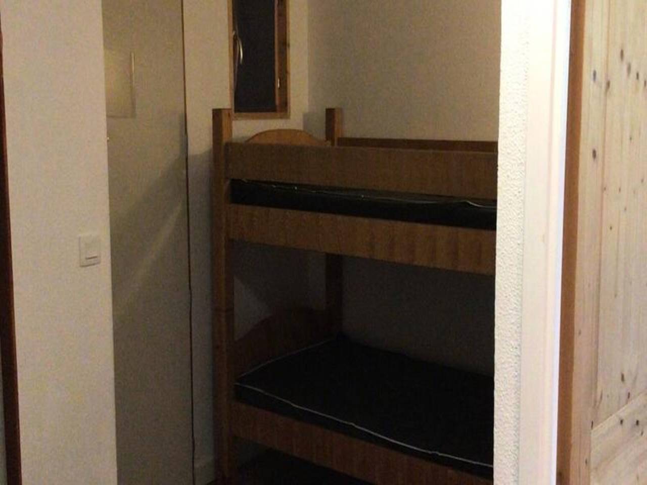 Apartamento entero, Apartamento familiar para 8 personas, vista a la montaña, zona de Sybelles in Saint-Jean-d'Arves, Región de Saint-Jean-de-Maurienne
