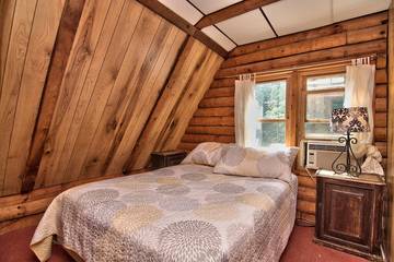 Log Cabin for 18 Guests in Monroe County (PA), Picture 1