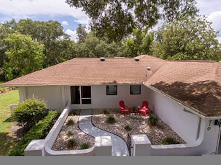 Ferienhaus für 4 Personen, mit Balkon und Pool sowie Garten, kinderfreundlich - 1