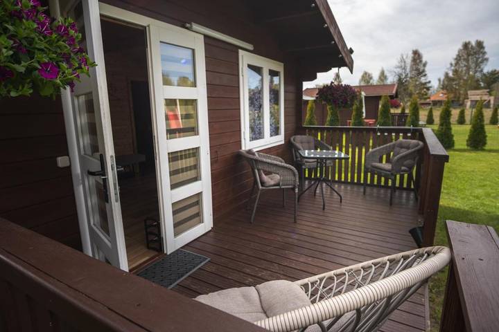 Location de vacances pour 4 personnes, avec vue ainsi que jardin et terrasse dans Kolka - 2