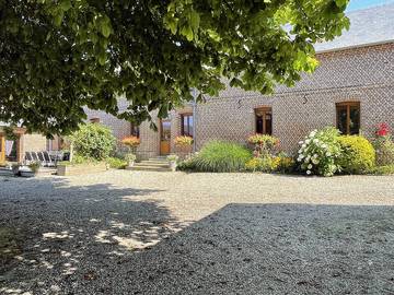 Gîte pour 7 personnes, avec jardin et terrasse à Saint-Quentin-la-Motte-Croix-au-Bailly