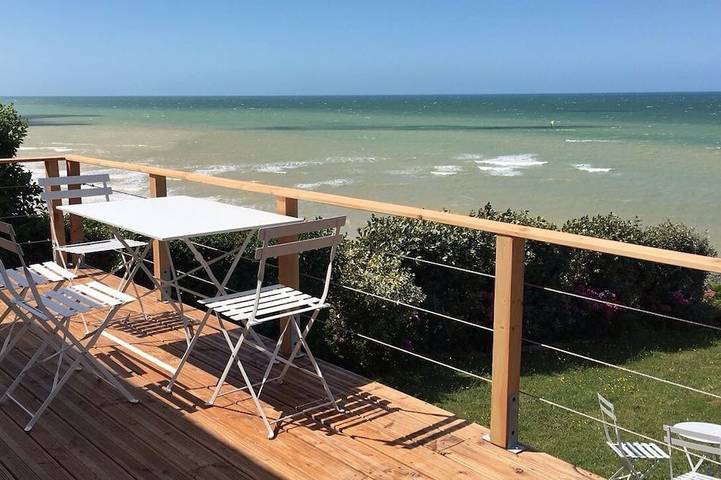 Location de vacances pour 2 personnes, avec balcon et jardin dans Plage de Saint-Marguerite sur Mer