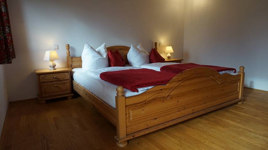 Ganze Ferienwohnung, Hölzlhof - Ferienwohnung Waldblick, 60 qm, bis 4 Personen in Amerang, Landkreis Rosenheim