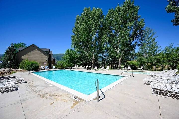 Ferienwohnung für 6 Personen, mit Pool und Whirlpool sowie Sauna - 1