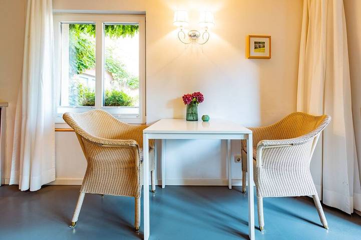 Ferienwohnung für 2 Personen, mit Terrasse und Garten an der Mosel