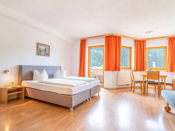 Ferienwohnung für 4 Personen, mit Balkon, kinderfreundlich in Neustift im Stubaital - 3