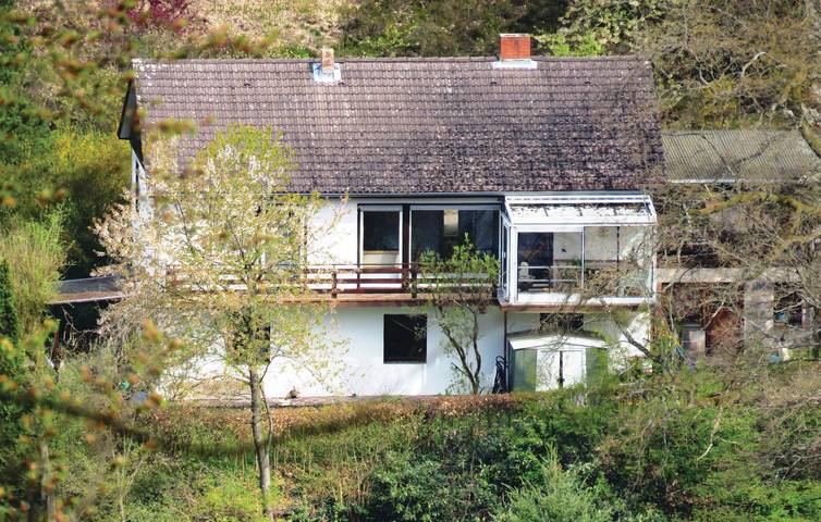 Ferienwohnung für 4 Personen, mit Terrasse und Garten in Hinterweidenthal