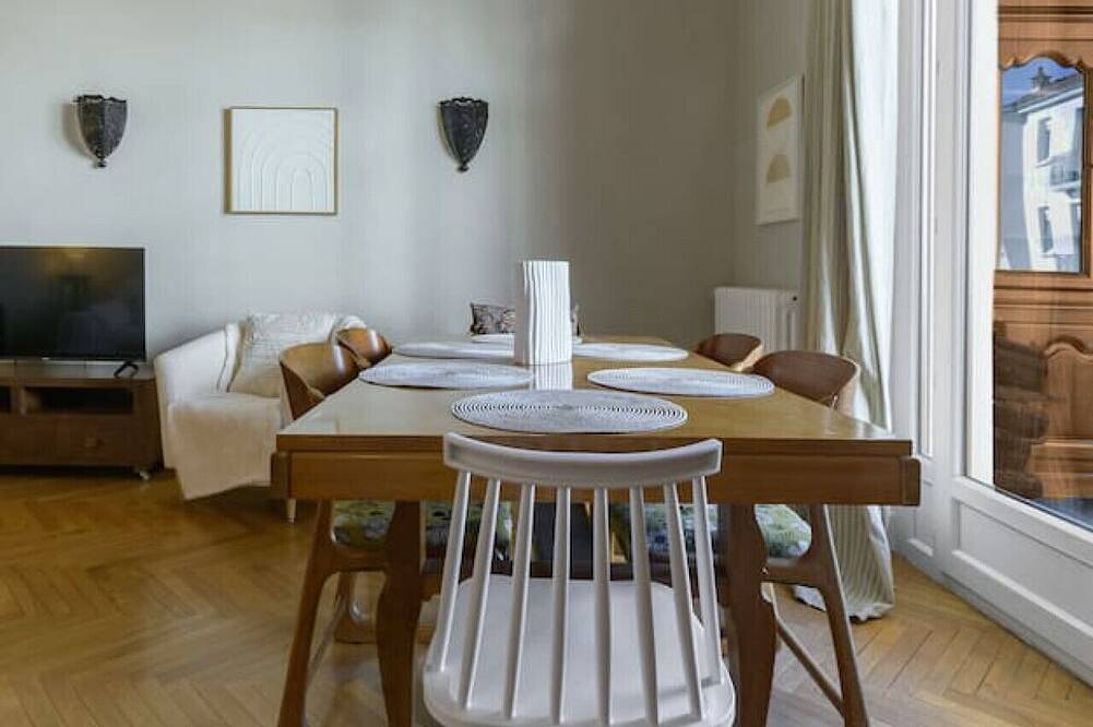 Appartement entier, Maison 3 chambres sur 2 niveaux, cœur de ville in Vichy, Région de Vichy
