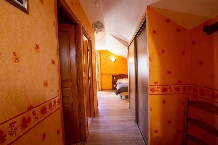 Location de vacances pour 42 personnes, avec jardin à Marquay - 2